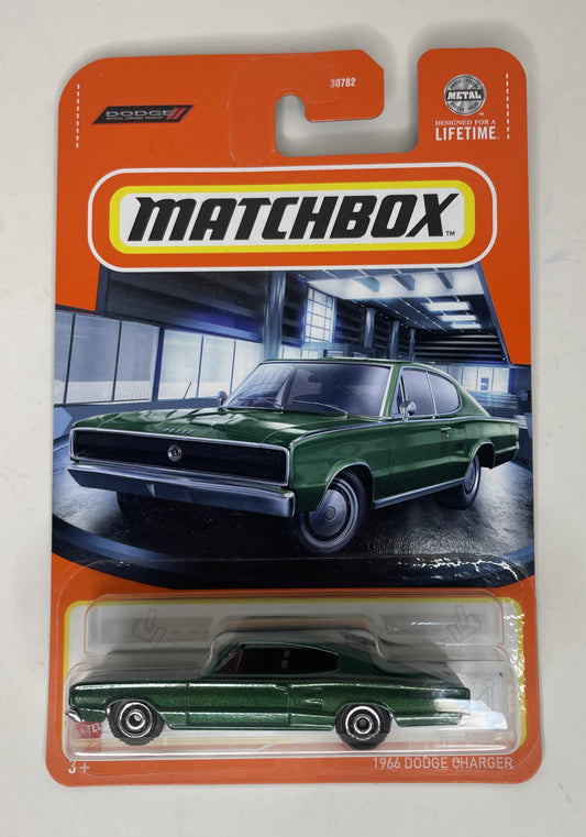 MATCHBOX 1966 Dodge Charger #13 (HVL54)
